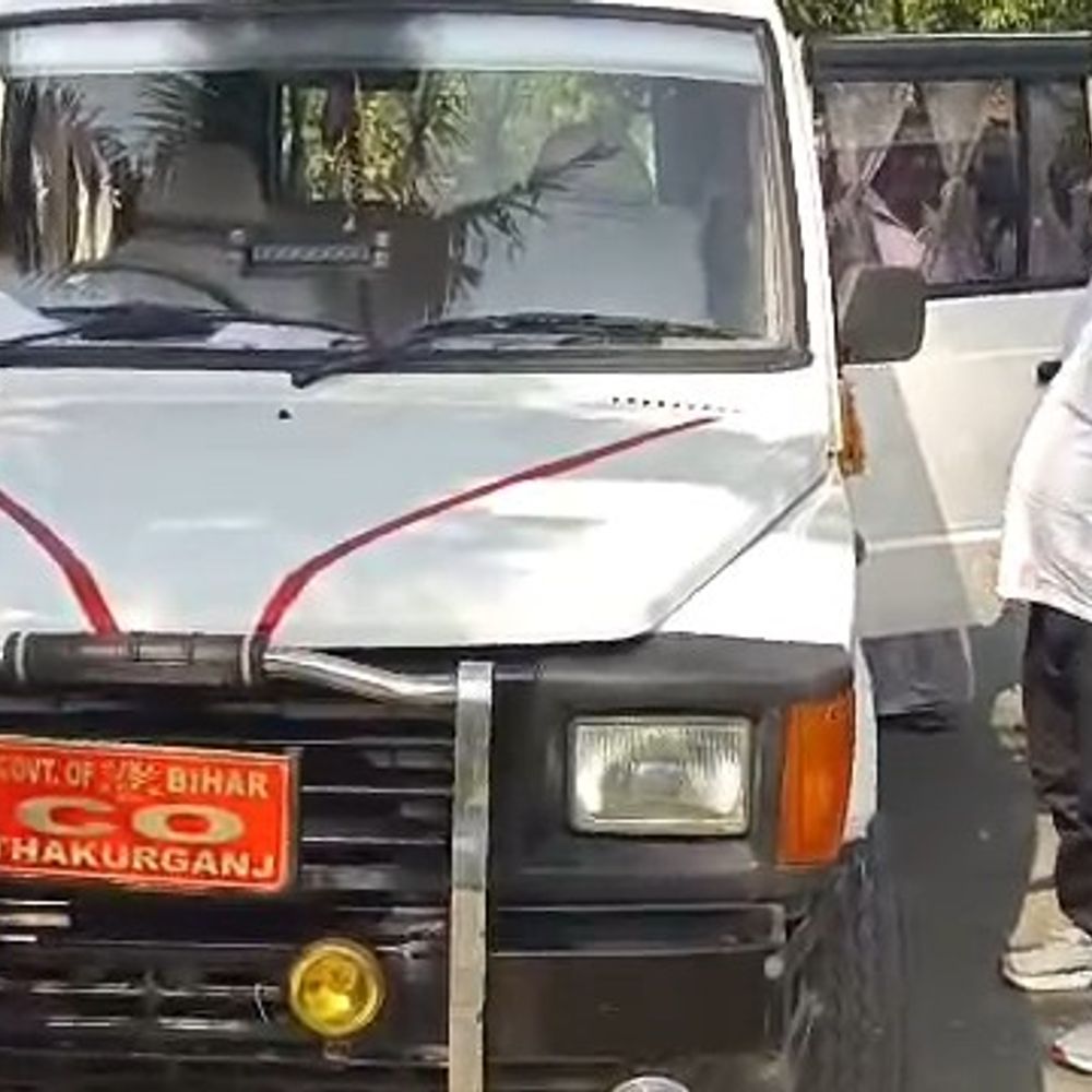 किशनगंज में तालाब में डूबने से 2 किशोरियों की मौत:ठाकुरगंज के 1ही फैमली के 2 सगे भाइयों की थीं बेटियां,इलाके में पसरा सन्नटा