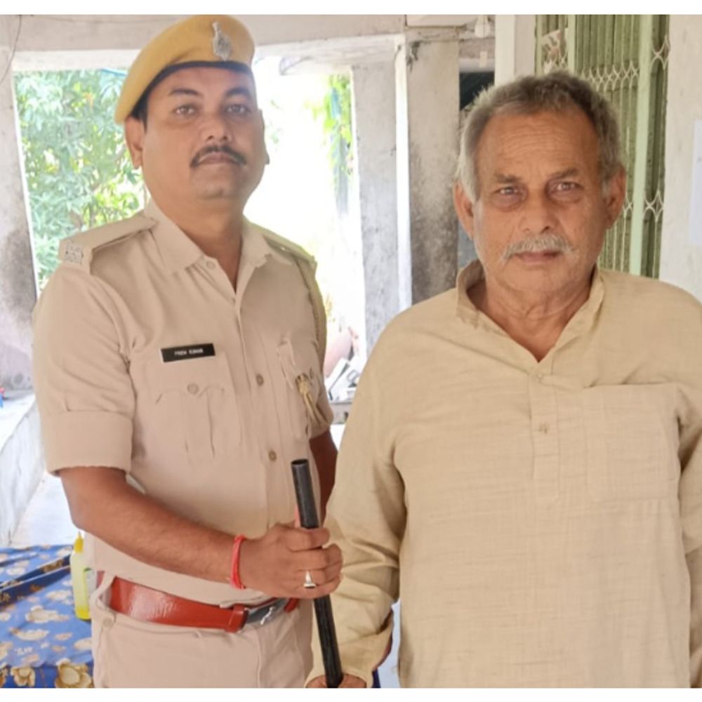 अरवल के बंसी थाना में एक लाइसेंसी हथियार जमा:विधानसभा चुनाव के मद्देनजर सभी धारकों को निर्देश, समय पर जमा नहीं करने पी होगी कार्रवाई