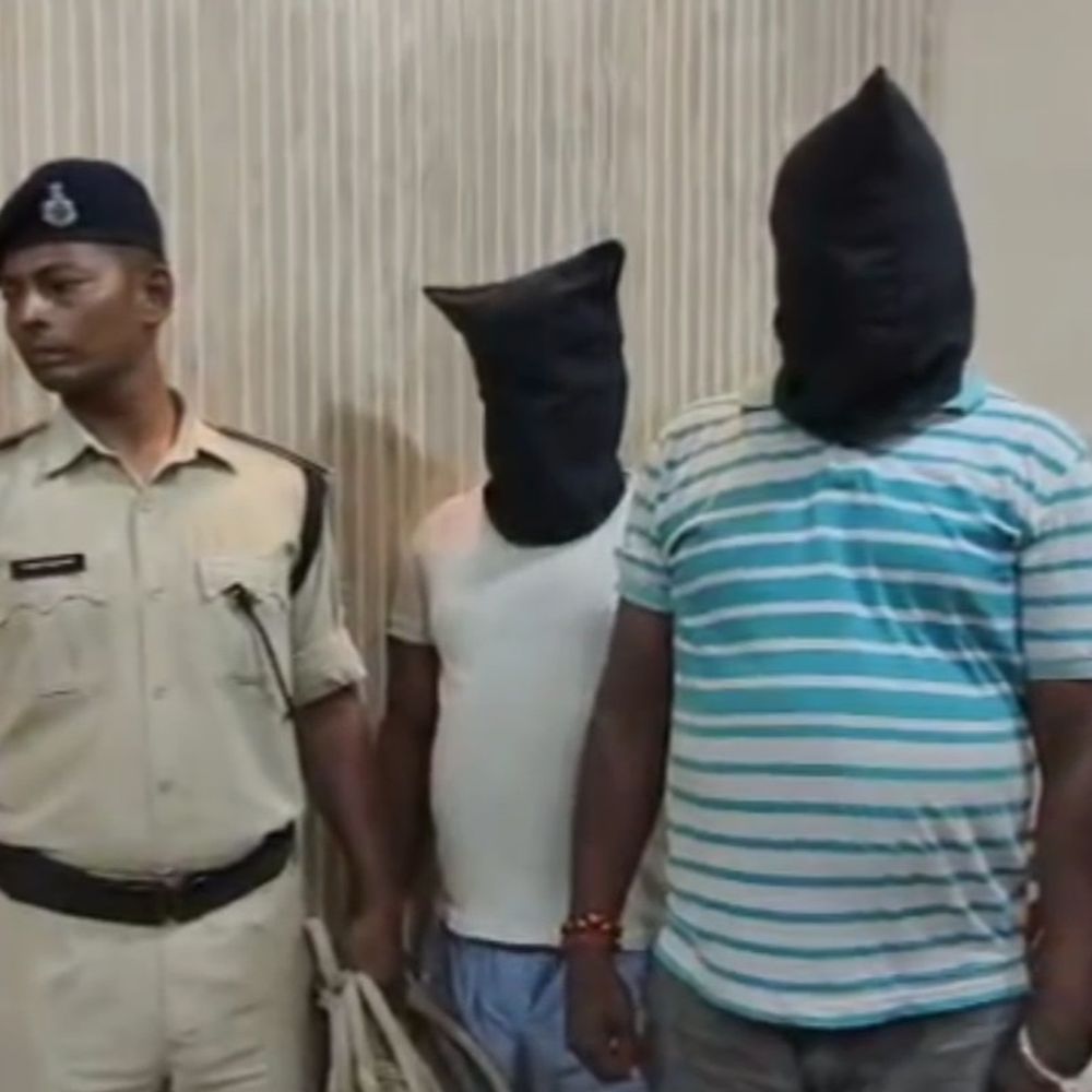 बेतिया पुलिस ने 24 घंटे में 64 अभियुक्त किया अरेस्ट:शराब,मादक पदार्थ और नकद बरामद;35 वारंटी भी धर दबोचे