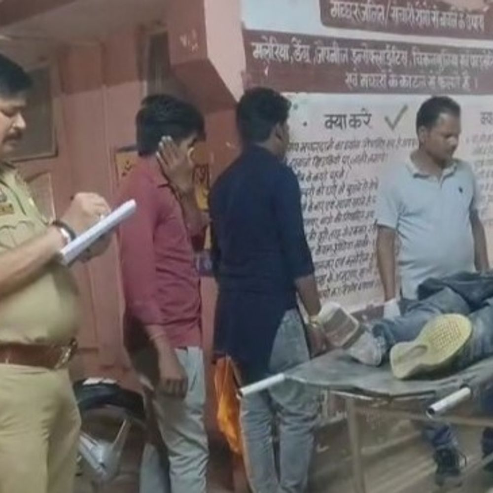 अज्ञात वाहन की टक्कर से बाइक सवार की मौत:ललितपुर में मौके पर गई जान, पुलिस जांच में जुटी