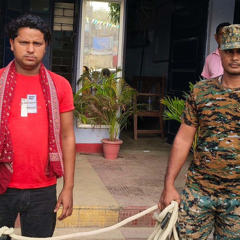 जगदीशपुर पुलिस की नशे के खिलाफ कार्रवाई:एक तस्कर को गिरफ्तार किया, 19 ग्राम ब्राउन शुगर और बाइक जब्त