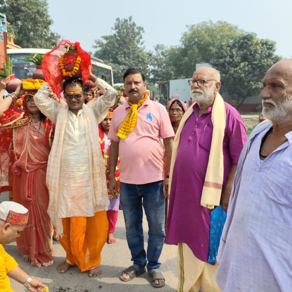 कलशयात्रा के साथ श्रीराम कथा यज्ञ शुरू