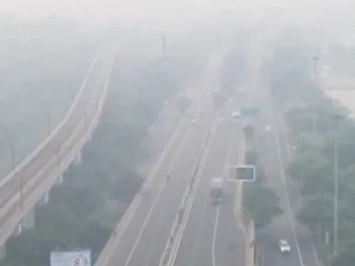 दिवाली के दूसरे दिन भी दिल्ली की हवा जहरीली:AQI 345, 38 में से 34 मॉनिटरिंग स्टेशन रेड जोन में; हरियाणा सबसे प्रदूषित राज्य