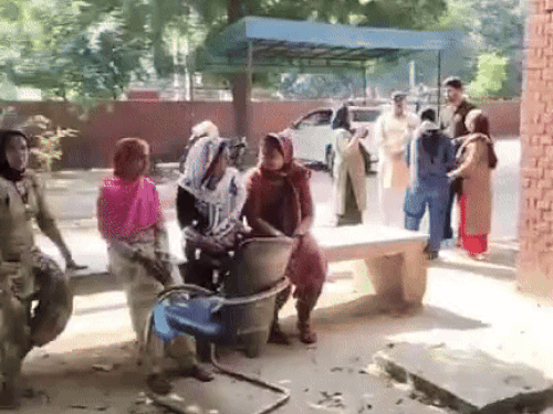 फतेहाबाद में संदिग्ध परिस्थितियों में युवक की मौत:  पुलिस जांच में जुटी, परिजन बोले-हमें बीमार बताया, अस्पताल पहुंचे तो था डेड – Fatehabad (Haryana) News