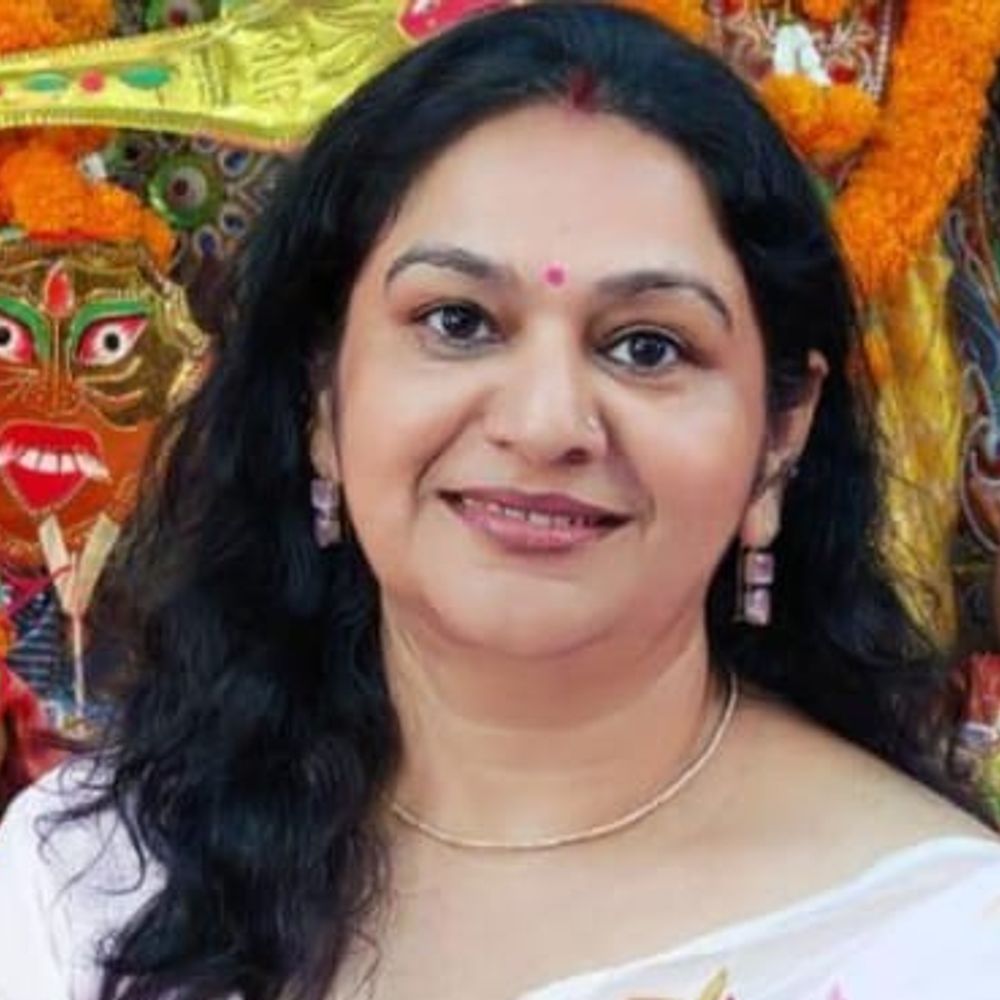 हॉन्गकॉन्ग से लौटी बहू, मंजूषा कला से करेंगी छठ:खगड़िया में परंपरा और कला प्रेम से जीती दिल, पति हैं सॉफ्टवेयर इंजीनियर
