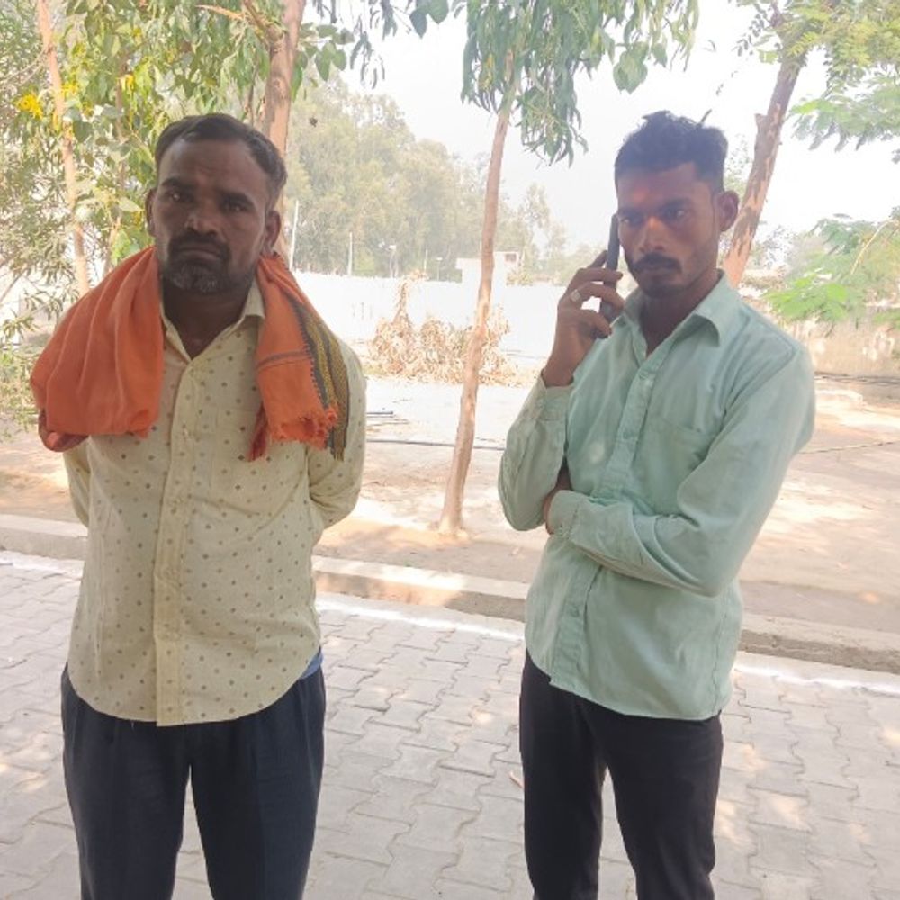 शाहजहांपुर में किसान की सांप डसने से मौत:रात भर चला देसी इलाज, भाई बोले- सब काम पर गए थे, कोई अस्पताल ले जाने वाला नहीं था