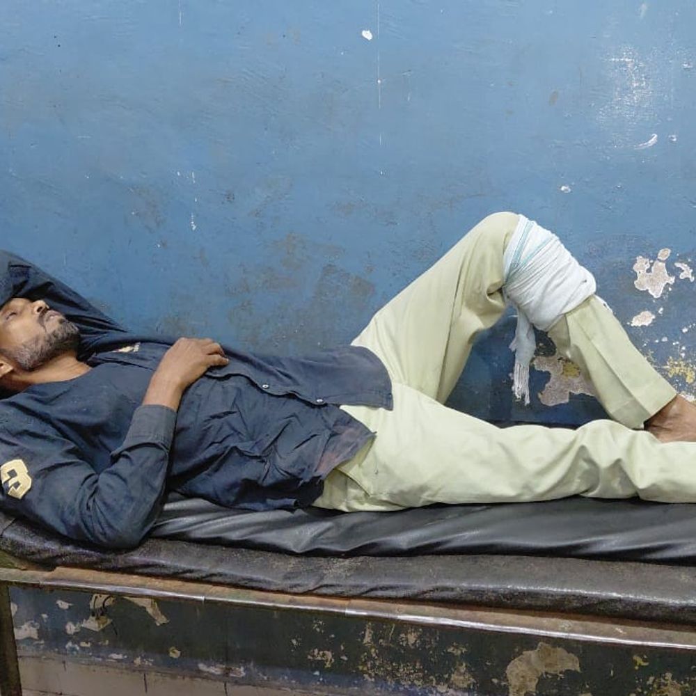 बांदा में पुलिस मुठभेड़, एक बदमाश घायल:चोरी के दो आरोपी गिरफ्तार, पुलिस को देखकर भागने की कोशिश कर रहे थे