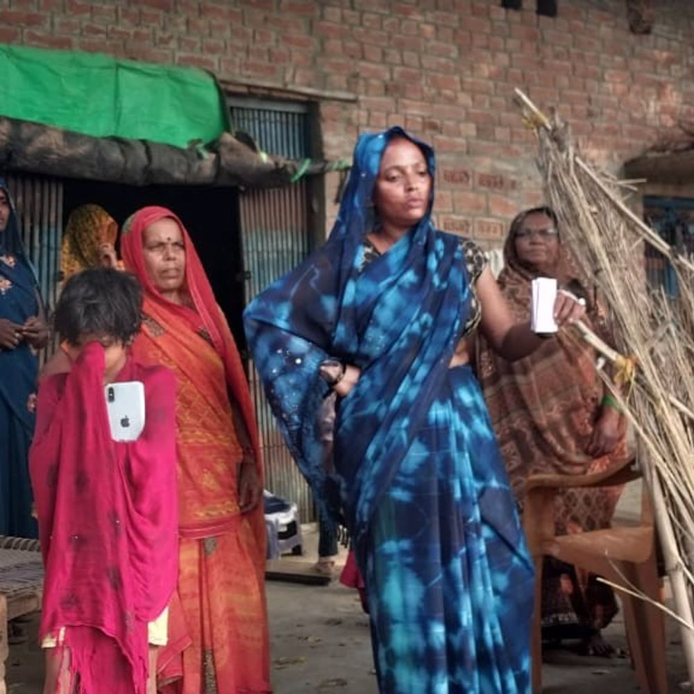 आजमगढ़ में दावत खाने गए सिपाही पर हमला:सर पर लगे 12 टांके, बवाल की सूचना मिलने के बाद मौके पर पहुंचा था सिपाही