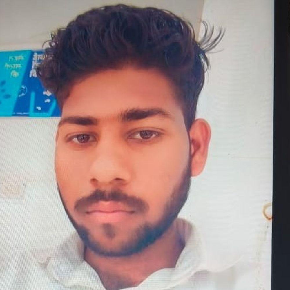 सड़क किनारे बैठे संविदाकर्मी की गोली मारकर हत्या:पुलिस लाइन में तैनात था मृतक, आसपास के सीसी फुटेज खंगाल रही