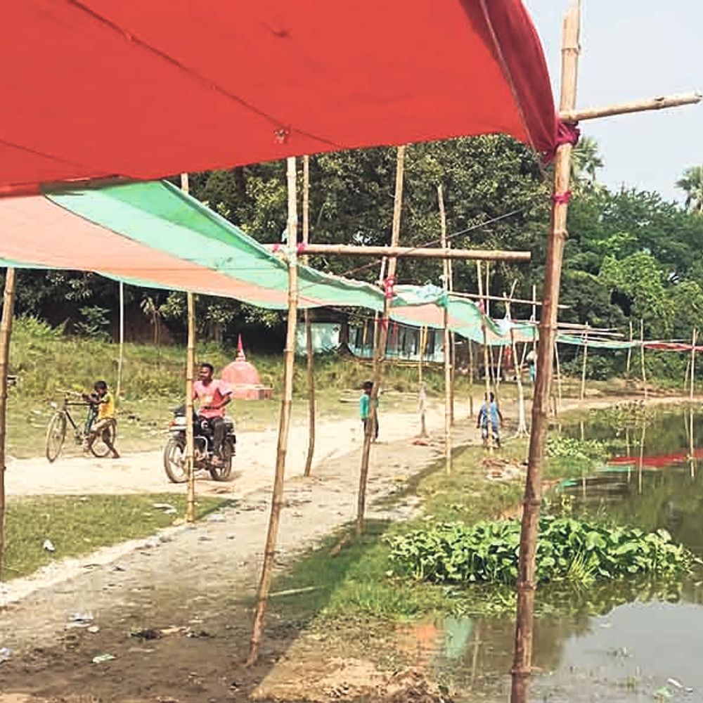 अहियारी गोठ में सूर्यदेव की प्रतिमा स्थापित कर पूजनोत्सव की तैयारी