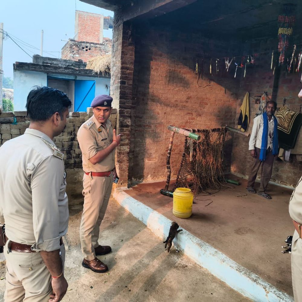 घाटमपुर में बच्ची से पारिवारिक चाचा ने किया था रेप:वारदात के बाद गायब था, पुलिस ने जांच पड़ताल की तो सामने आया नाम, FIR दर्ज