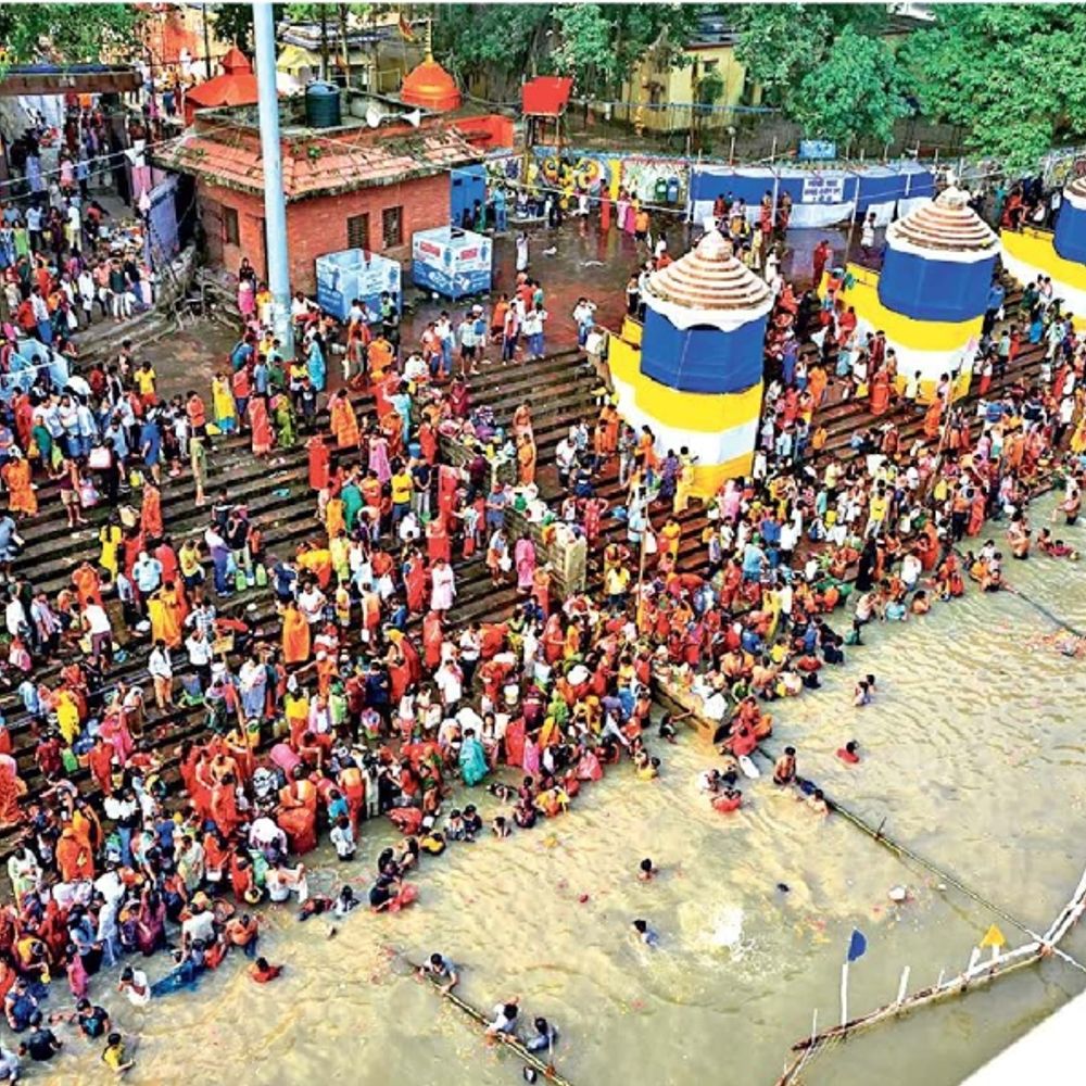 छठ पर कारोबार 1000 करोड़ के पार, हर चार में तीन घरों में हो रहा महापर्व