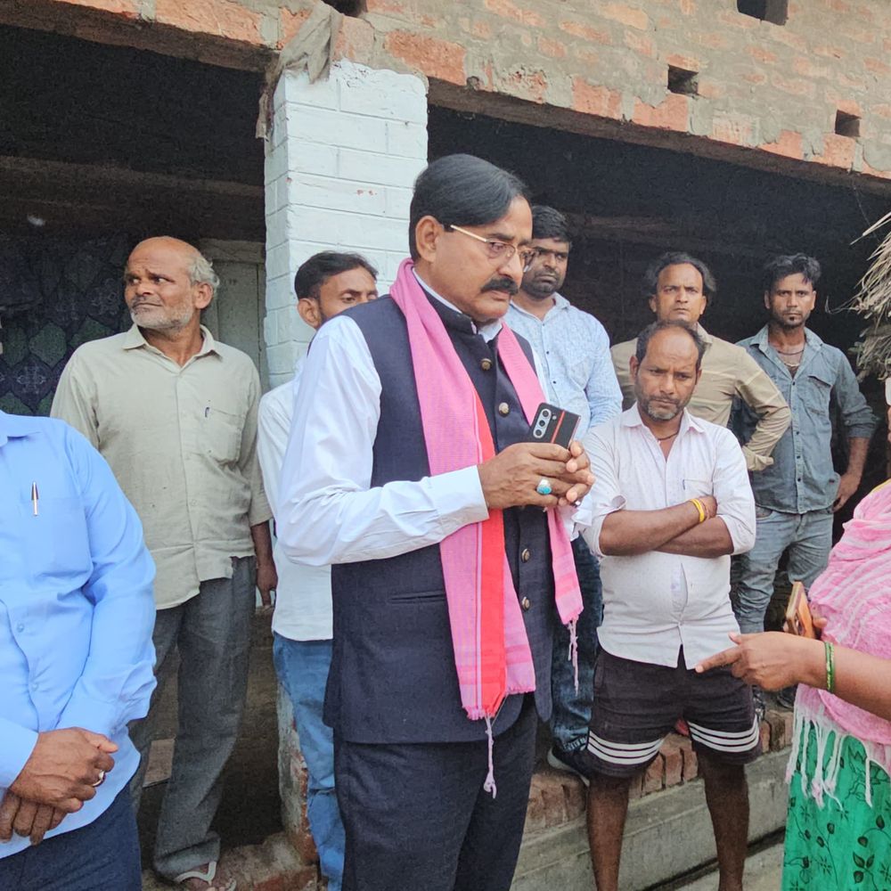 श्रावस्ती में टांगे लगाने को डॉक्टरों ने मंगवाया धागा:परिवार CMO की कार्रवाई से असंतुष्ट, अधीक्षक पर कार्रवाई की मांग