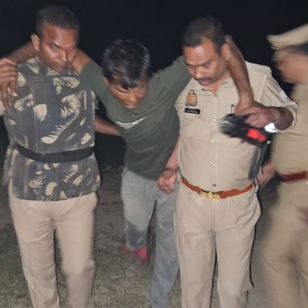 अमेठी में पुलिस मुठभेड़, गौकश घायल:जावेद के पैर में लगी गोली; 11 गंभीर मामले दर्ज