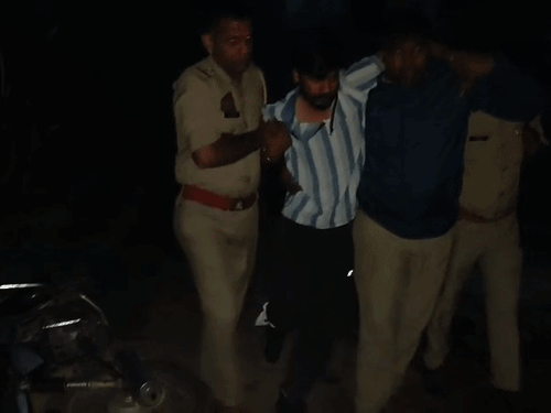 यूपी की बड़ी खबरें:सहारनपुर में 10 हजार का इनामी मुठभेड़ में अरेस्ट, युवक की पीट-पीटकर की थी हत्या