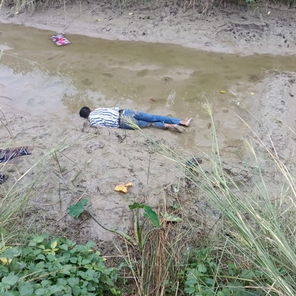 मऊ में बाइक सीखते समय नहर में गिरा युवक:दीपावली पर ली थी नई बाइक, हादसे में मौत पुलिस जांच में जुटी
