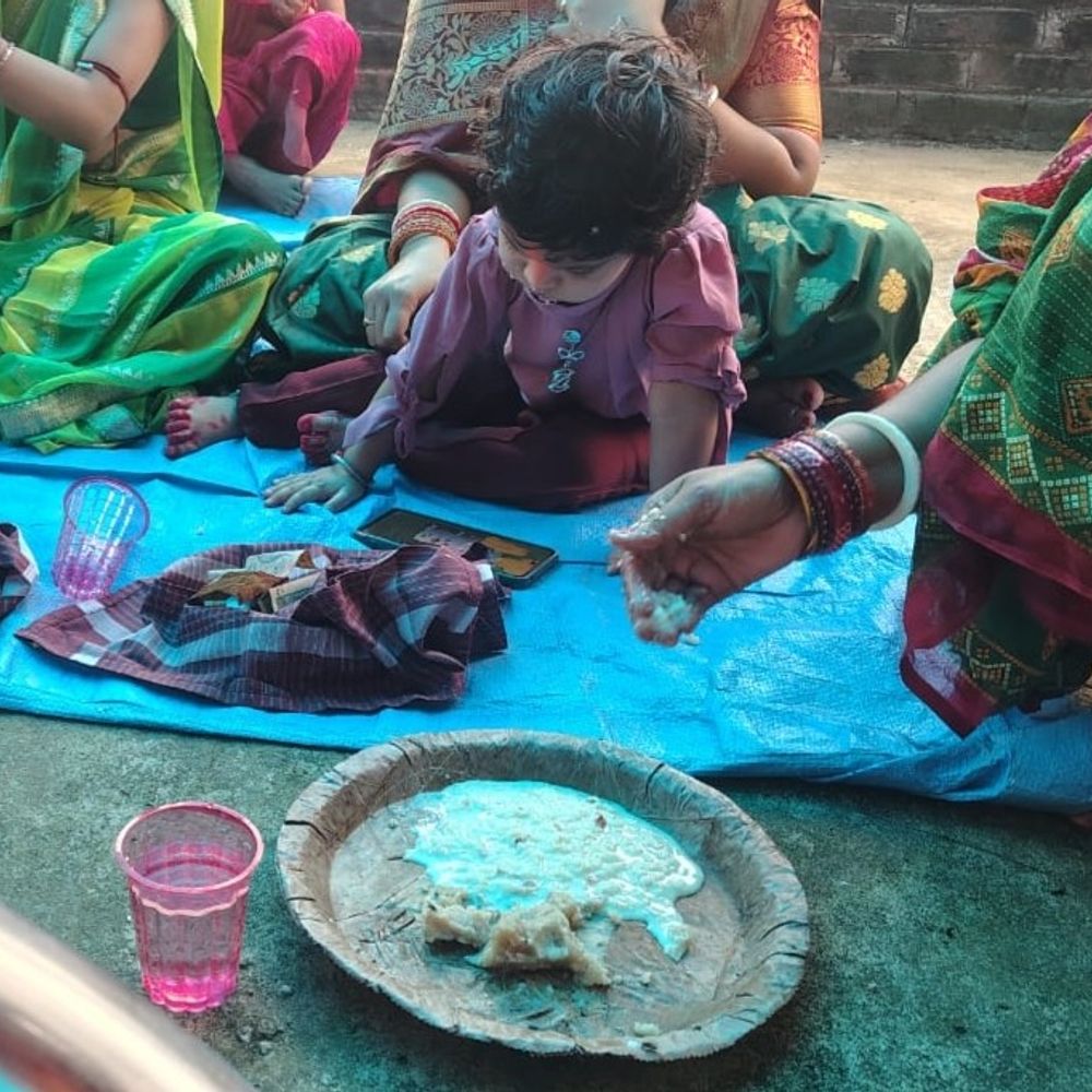 नीरपुर में अष्टमी पर कन्या भोजन:  माता विल्वेश्वरी जगदम्बा मंदिर में रामायण पाठ का हुआ आयोजन – Khagaria News