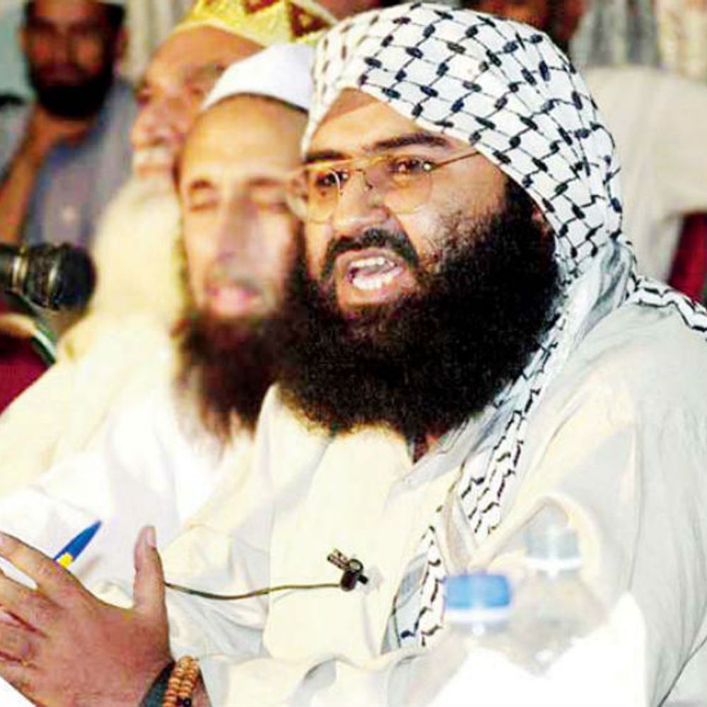 मसूद अजहर हर पाकिस्तानी जिले में महिला आतंकी सेंटर खोलेगा:यहां 15 दिन का टेररिज्म कोर्स चलेगा, कहा- इसमें शामिल महिलाओं को जन्नत मिलेगी