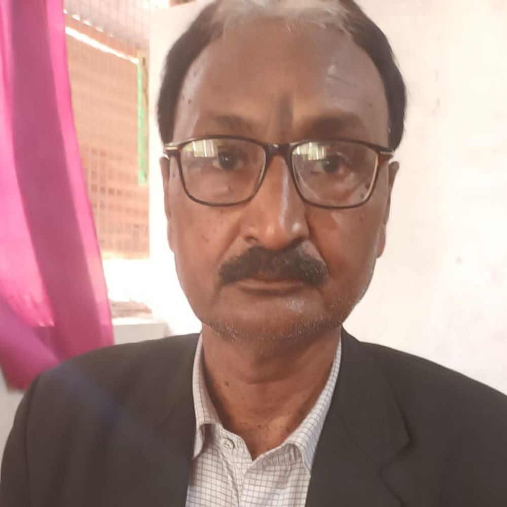 छात्रा से छेड़खानी के आरोप में प्राचार्य सस्पेंड:इंटर कॉलेज के वरिष्ठ प्रवक्ता बने कार्यवाहक प्रधानाचार्य, जांच समिति ने पाया दोषी