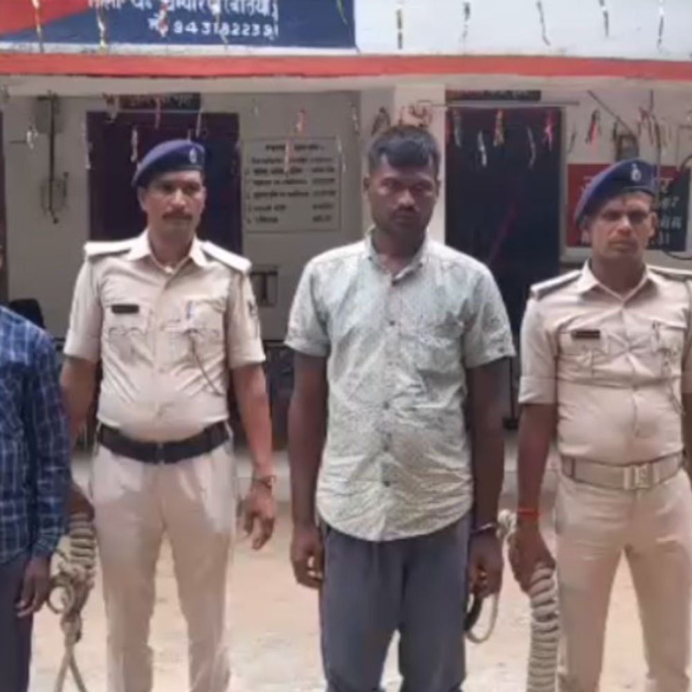 बेतिया में पुलिस की बड़ी कार्रवाई, 64 बदमाश गिरफ्तार:  अवैध शराब व हथियार बरामद, चुनाव से पहले जिले में सघन छापेमारी, पुलिस का ‘जीरो टॉलरेंस’ अभियान – Bettiah (West Champaran) News
