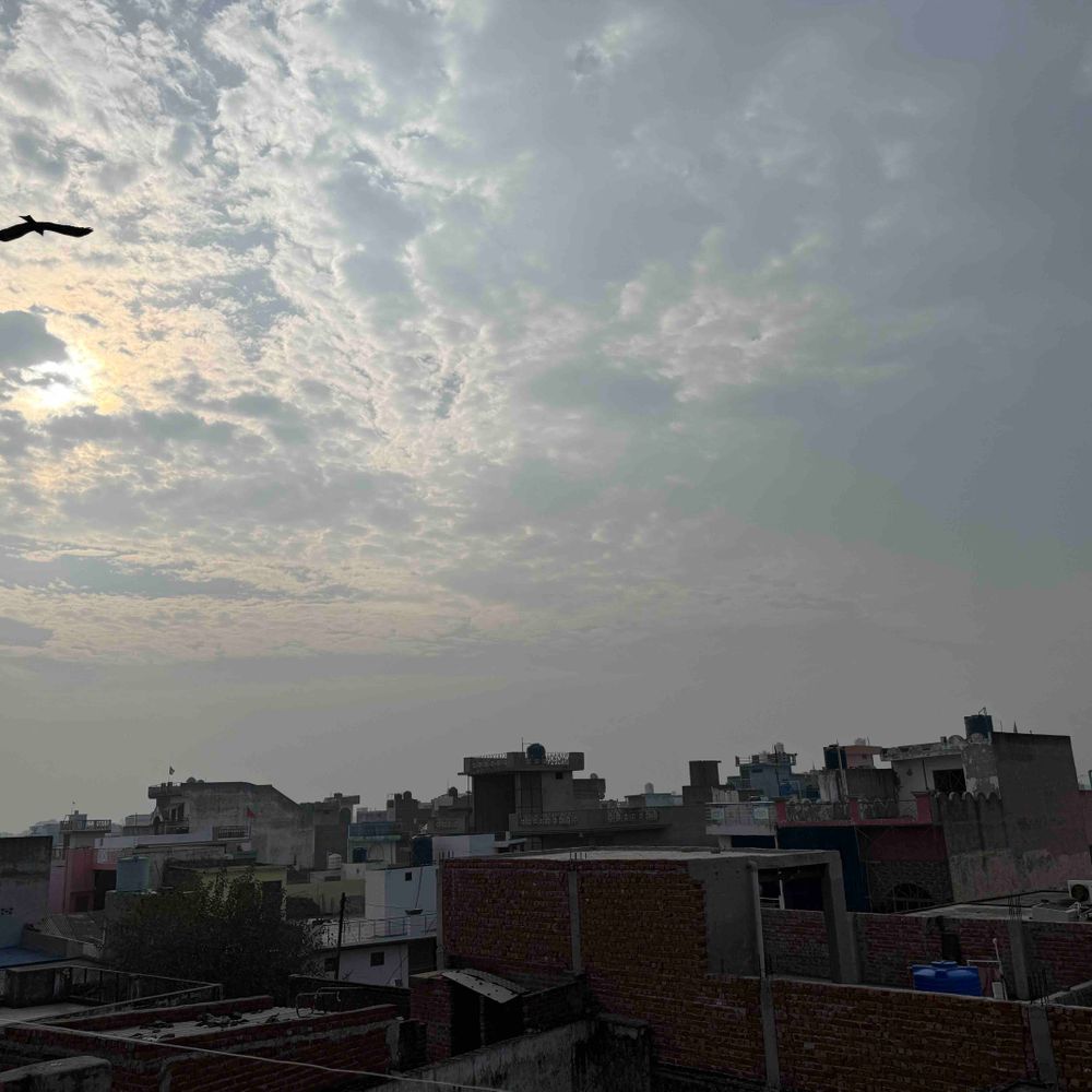 दो दिन बाद लोगों को मिली धुंध से राहत:वायु गुणवत्ता सूचकांक 200 के करीब पहुंचा