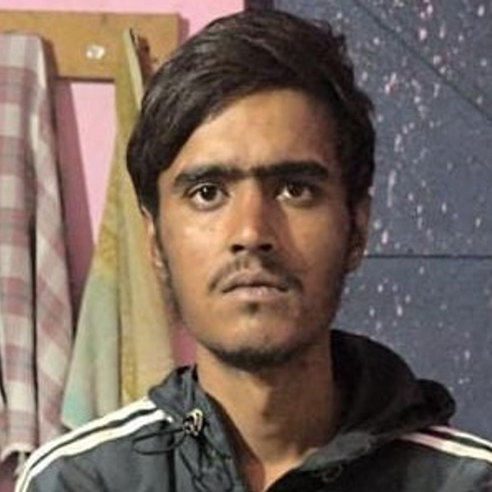 गुरुग्राम में पार्टी के बहाने दोस्त ने लाखों ठगे:  रात को होटल में ठहरे, बैंक खाते से निकाले 3.34 लाख, दो आरोपी अरेस्ट – gurugram News