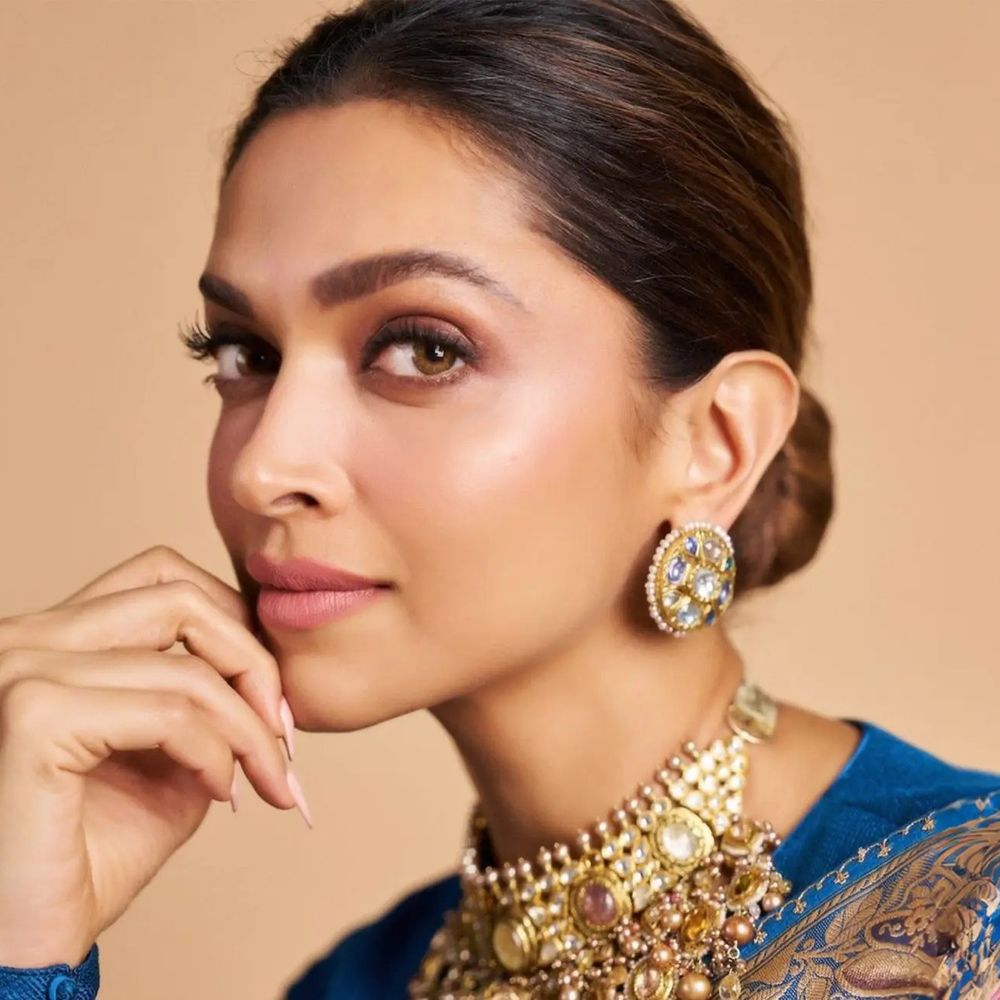 'कल्कि 2898 एडी' के OTT क्रेडिट्स से दीपिका नाम हटा:फैंस में नाराजगी, फिल्म के मेकर्स पर गैर जिम्मेदाराना व्यवहार का आरोप