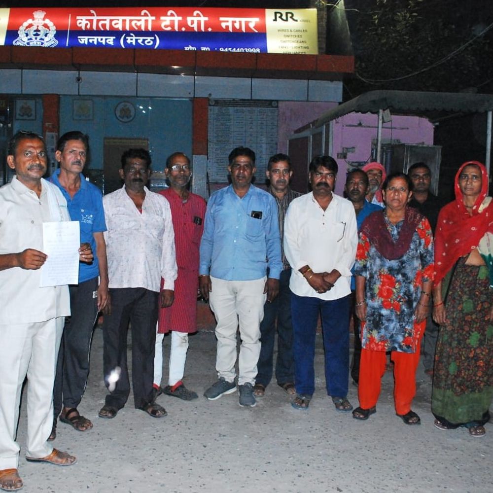 मेरठ में 4 कालोनियों के मंदिरों में चोरी:नाबालिग सहित दो दुकानदार अरेस्ट