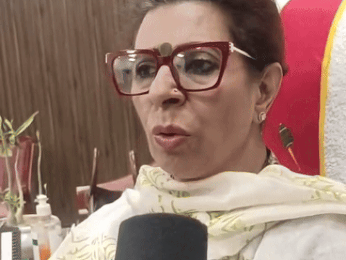 हरियाणा में महिला आयोग के बारे नहीं जानतीं छात्राएं:NIFT छात्रा ने छेड़छाड़ की शिकायत सीधे PMO भेजी, अब गर्ल्स हॉस्टल्स के बाहर लगेंगे बोर्ड