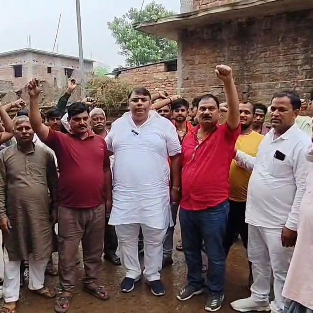 'एनडीए और महागठबंधन एक ही सिक्के के दो पहलू':निर्दलीय प्रत्याशी जनसंपर्क के दौरान बोले- मैं जनता का सच्चा सिपाही बनकर चुनावी मैदान में उतरा हूं