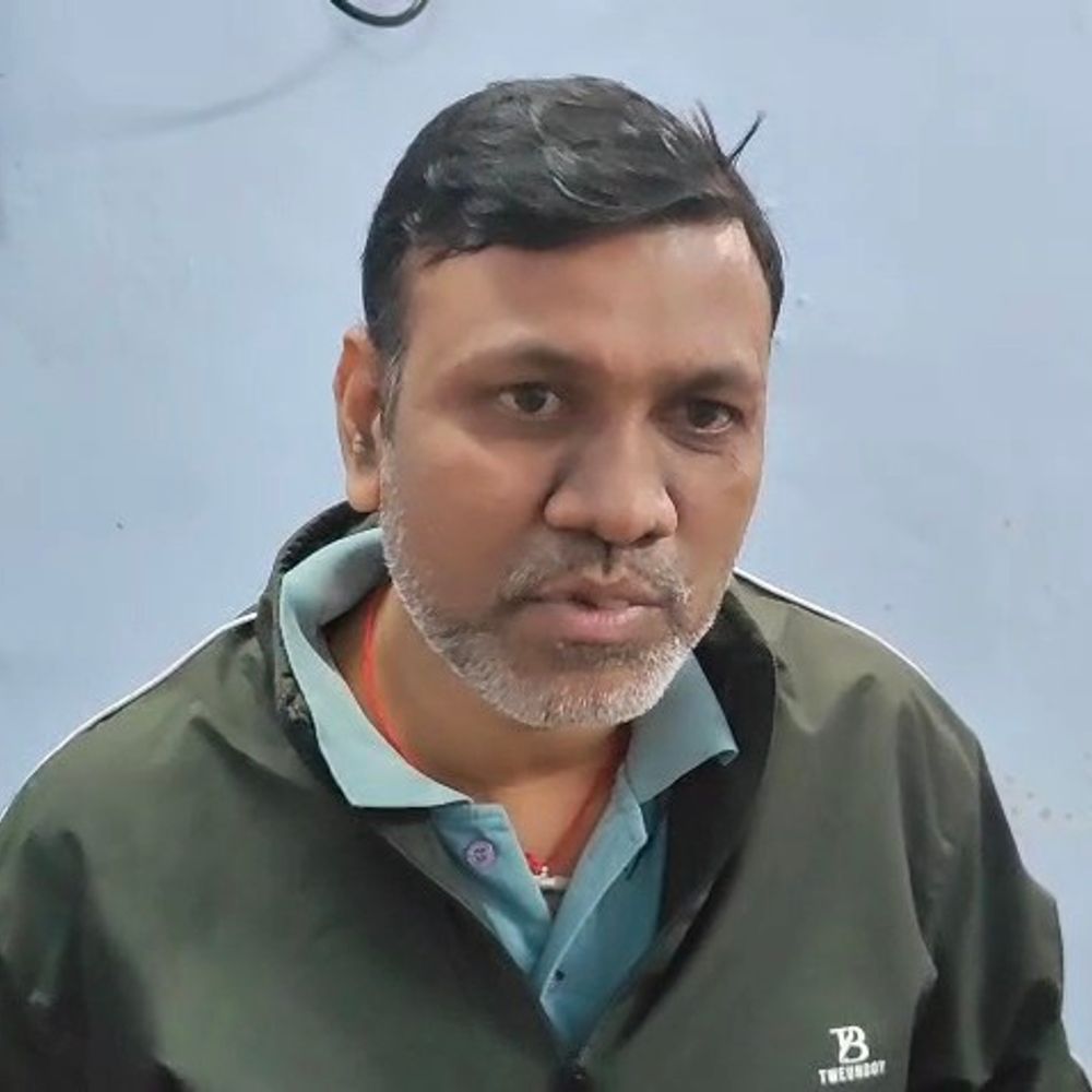 मनेंद्रगढ़ में नौकरी के नाम पर 4 लाख की ठगी:आरोपी बेटा गिरफ्तार, पिता की तलाश जारी, रेलवे में नौकरी लगवाने का दिया था झांसा