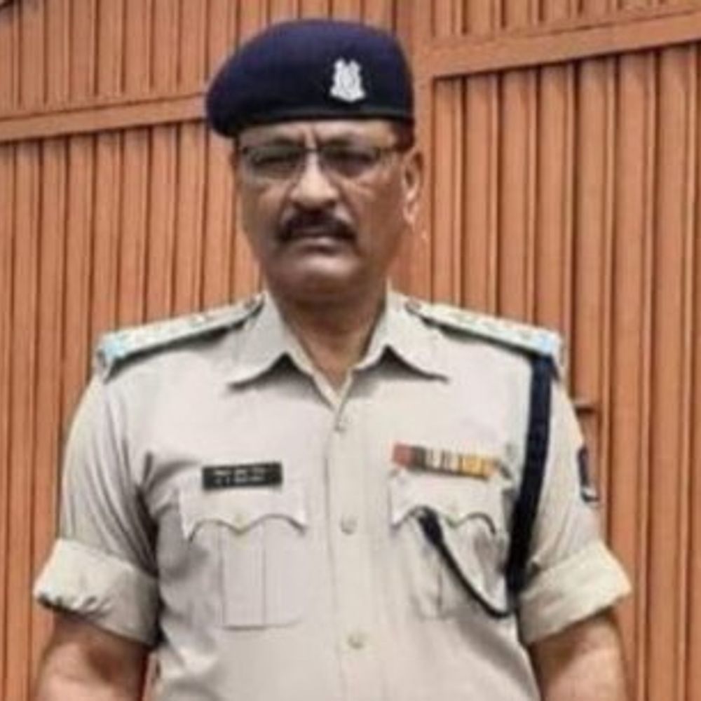CRPF इंस्पेक्टर कौशल मिश्रा शहीद:  सारंडा में नक्सली आईईडी विस्फोट में गंभीर रूप से हुए थे घायल, दिल्ली एम्स में निधन – Chaibasa (West Singhbhum) News