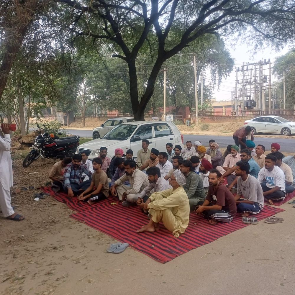जाखल थाने के बाहर ग्रामीणों ने दिया धरना:  बोले- कन्या भ्रूण के आरोपियों को दी जाए सजा, 22 गर्भवती महिलाओं की जांच – Jakhalmandi News
