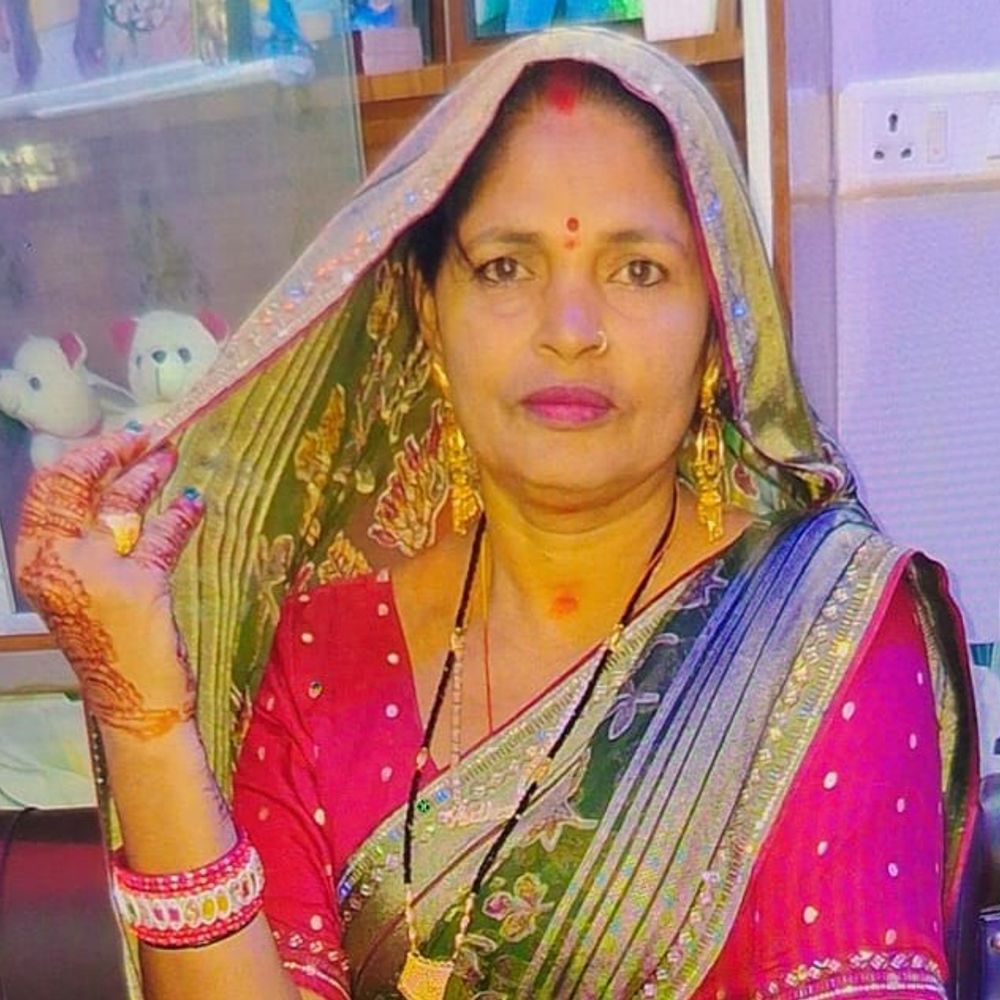 कार की टक्कर से महिला की मौत:घर से निकलते ही हादसे का शिकार हुईं, पति विदेश में करते हैं नौकरी