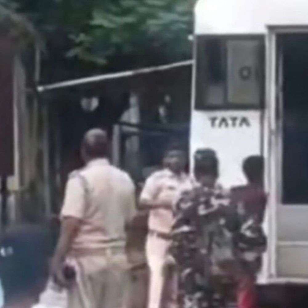 चाईबासा नो-एंट्री विवाद, 16 गिरफ्तार:  भेजे गए जेल, प्रदर्शनकारियों ने प्रशासन को 24 घंटे का अल्टीमेटम दिया – Chaibasa (West Singhbhum) News