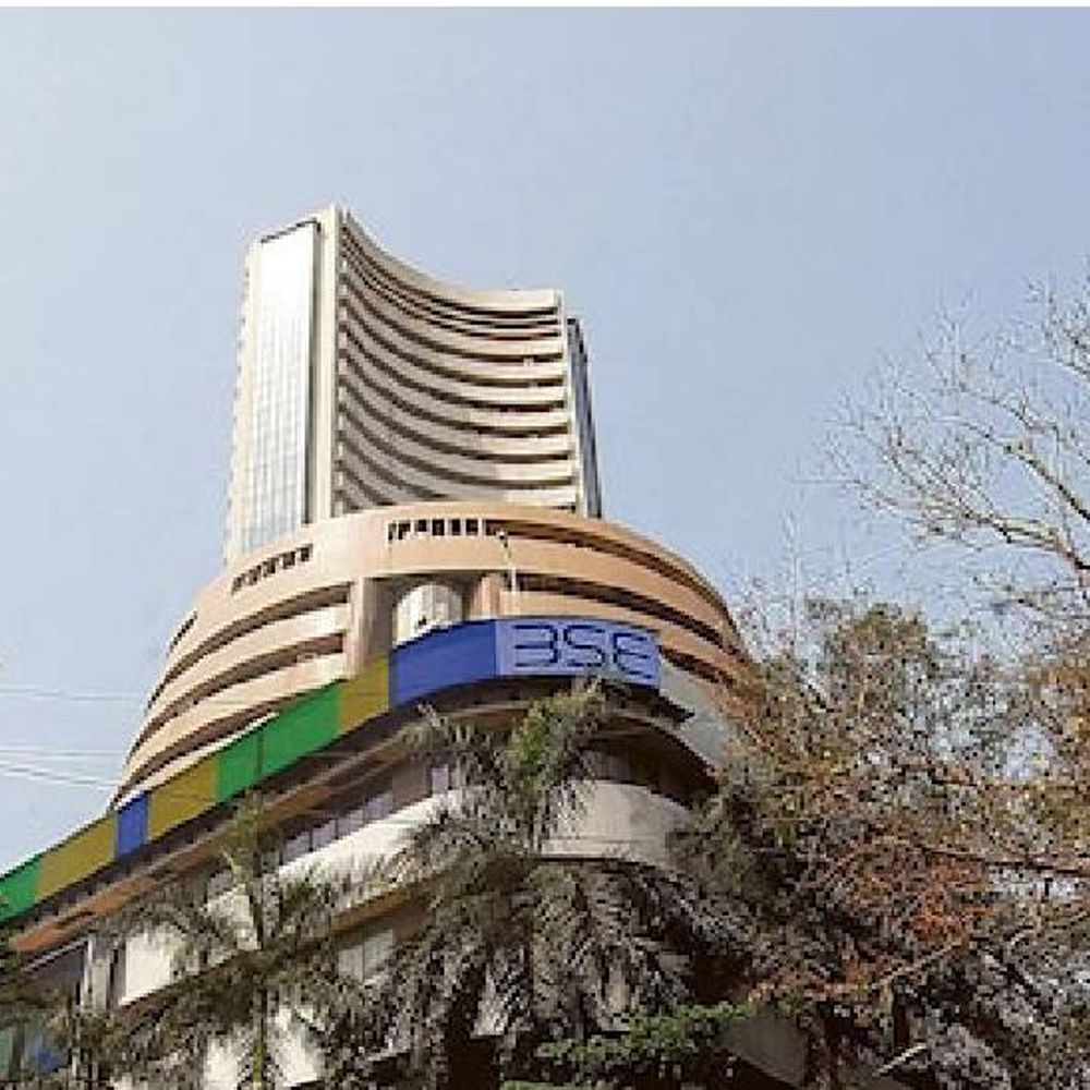 सेंसेक्स 593 अंक गिरकर 84,404 पर बंद:निफ्टी भी 176 अंक लुढ़का; मेटल, फार्मा और IT सेक्टर में ज्यादा बिकवाली