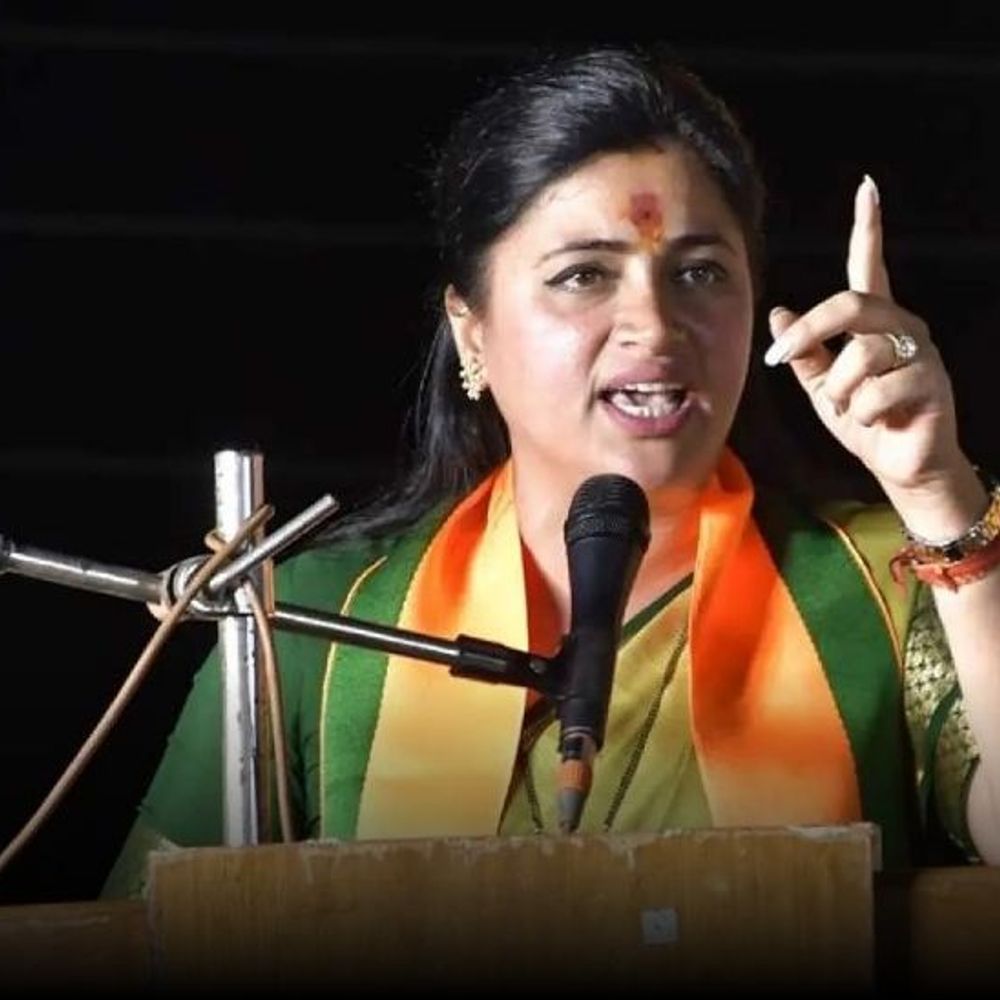 नवनीत राणा को गैंगरेप और जान से मारने की धमकी:हैदराबाद से स्पीड पोस्ट से भेजा गया धमकी भरा लेटर; पीएम मोदी का भी जिक्र