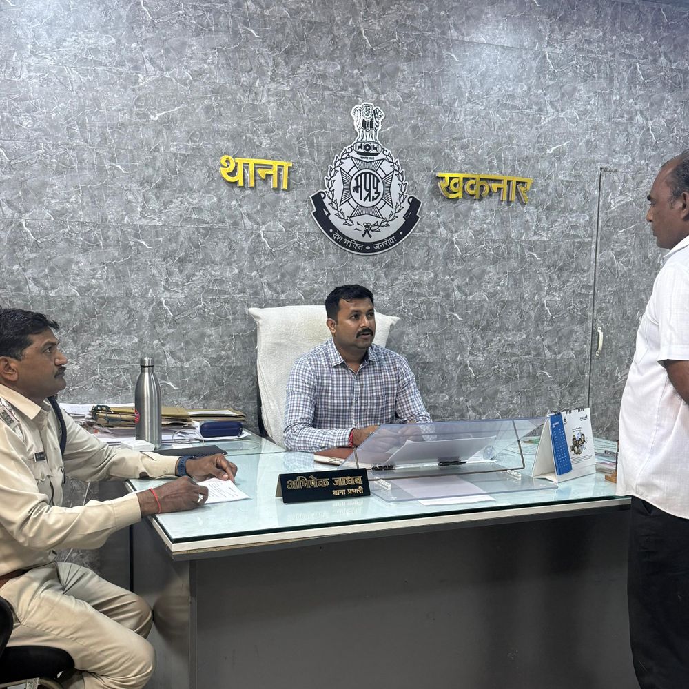 नायब तहसीलदार के फर्जी हस्ताक्षर से बना मृत्यु प्रमाण पत्र:  बुरहानपुर में एक गिरफ्तार; ऑनलाइन दुकान से चल रहा था फर्जीवाड़ा, कंप्यूटर-सील जब्त – Burhanpur (MP) News