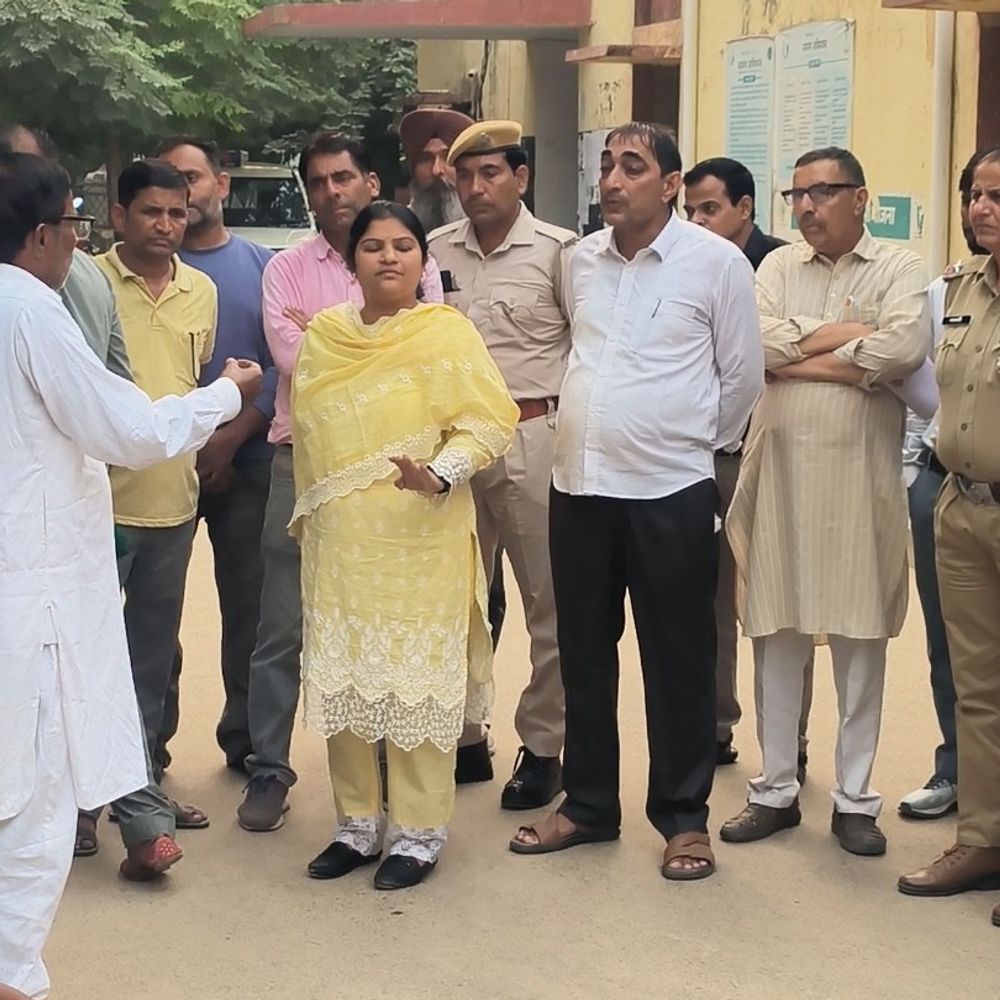 आंगनबाड़ी डिग्गी में डूबने से बच्ची की मौत का मामला:  प्रशासन ने मानी परिजनों की मांगें, आंगनबाड़ी कार्यकर्ता को हटाया – Pilibanga News