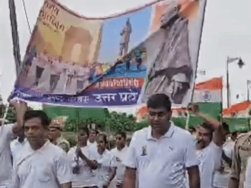 गोरखपुर में 'रन फॉर यूनिटी'...VIDEO:डीआईजी ने कहा- एकता और अखंडता का मिला संदेश