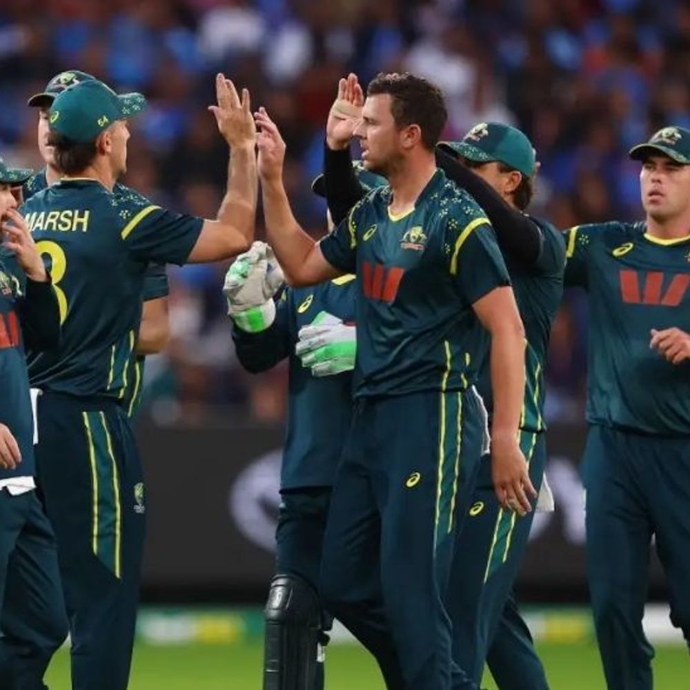 दूसरा टी-20, भारत ने ऑस्ट्रेलिया को 126 का टारगेट दिया:अभिषेक शर्मा 37 बॉल पर 68 रन बनाकर आउट, हेजलवुड को 3 विकेट