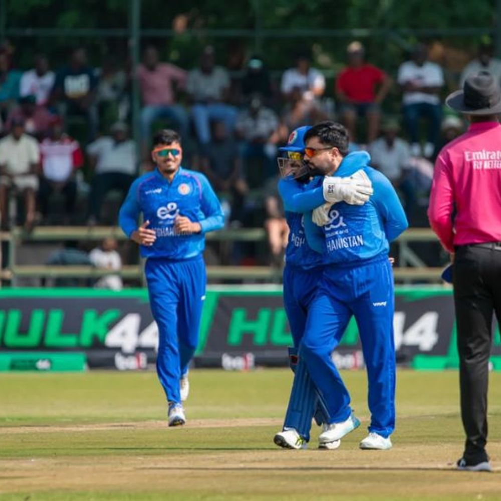 अफगानिस्तान ने जिम्बाब्वे को 7 विकेट से दूसरा टी-20 हराया:राशिद ने 9 रन देकर 3 विकेट लिए, इब्राहिम जादरान की फिफ्टी