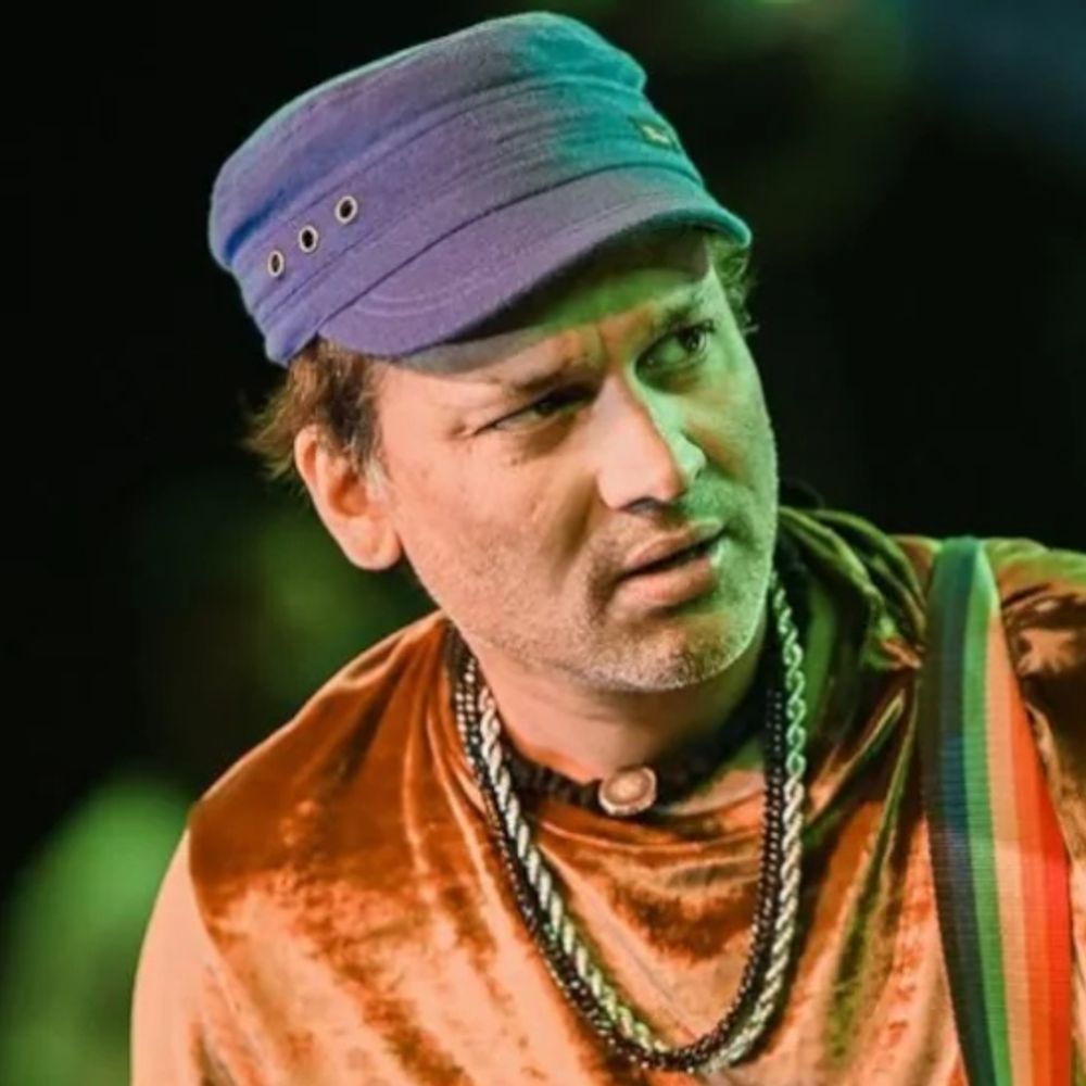 जुबिन गर्ग की आखिरी फिल्म ‘रोई रोई बिनाले’ रिलीज:रिकॉर्ड तोड़ सफलता; असम और 46 शहरों में भावनात्मक उत्सव, फैंस ने दिया श्रद्धांजलि का भावपूर्ण माहौल