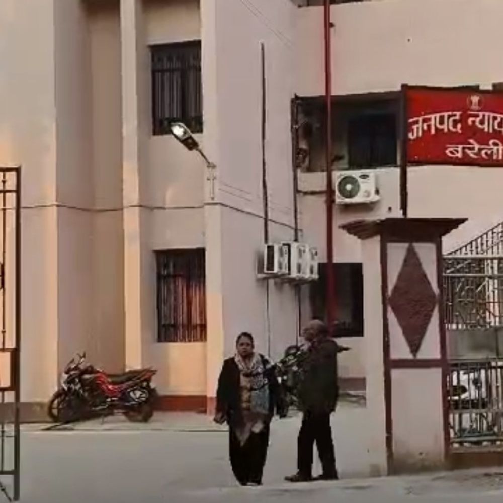 बरेली में अनुज मिश्रा फायरिंग केस पर फैसला:कोर्ट ने 2 दोषियों को 10-10 साल की सजा सुनाई, 50 हजार का लगाया जुर्माना