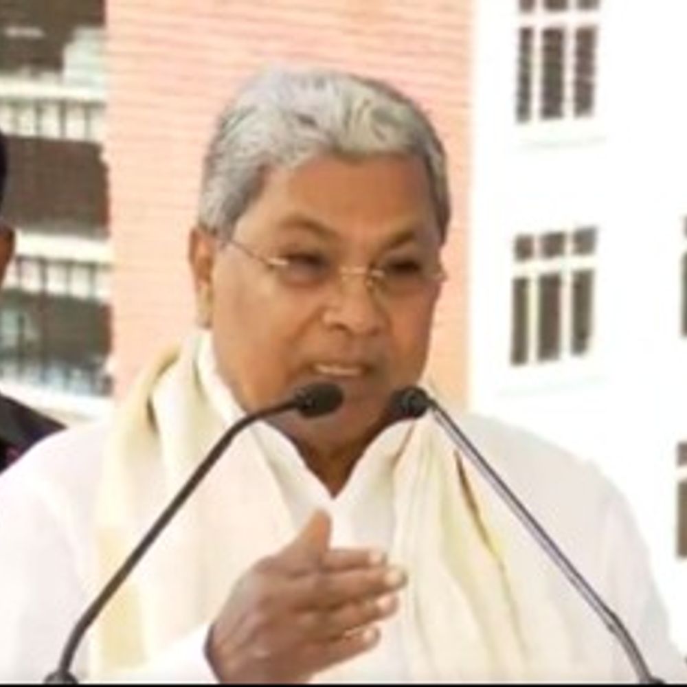 CM सिद्धारमैया बोले- मोदी सरकार जबरन हिंदी थोप रही:कन्नड़ की उपेक्षा हो रही; हिंदी-अंग्रेजी से हमारे बच्चों की प्रतिभा घट रही