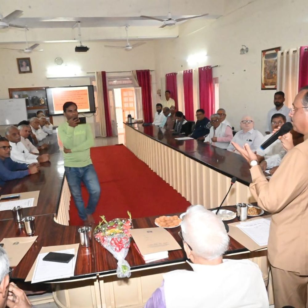 लखनऊ में सोलर प्लांट का लोकार्पण:पूर्व उपमुख्यमंत्री डॉ. दिनेश शर्मा बोले - आर.एस.एस आगामी 100 वर्षों की आवश्यकताओं पर करता है कार्य