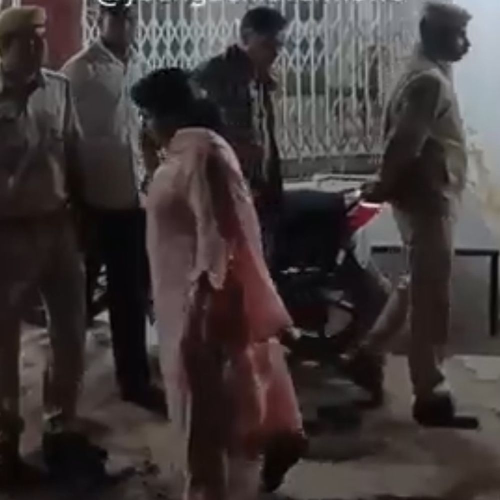 पुलिसकर्मी ने सर्विस पिस्टल से गोली मारकर की आत्महत्या:  VDO भर्ती परीक्षा में लगी थी ड्यूटी, पेपर जमा कराकर किया सुसाइड – Bundi News