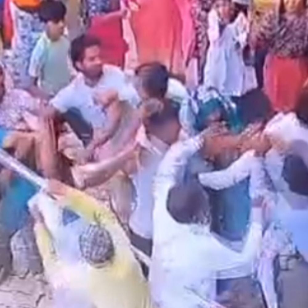 बड़ौत में दो पक्षों में खूनी संघर्ष; 7 घायल:पुरानी रंजिश को लेकर हुई मारपीट, पुलिस जांच में जुटी