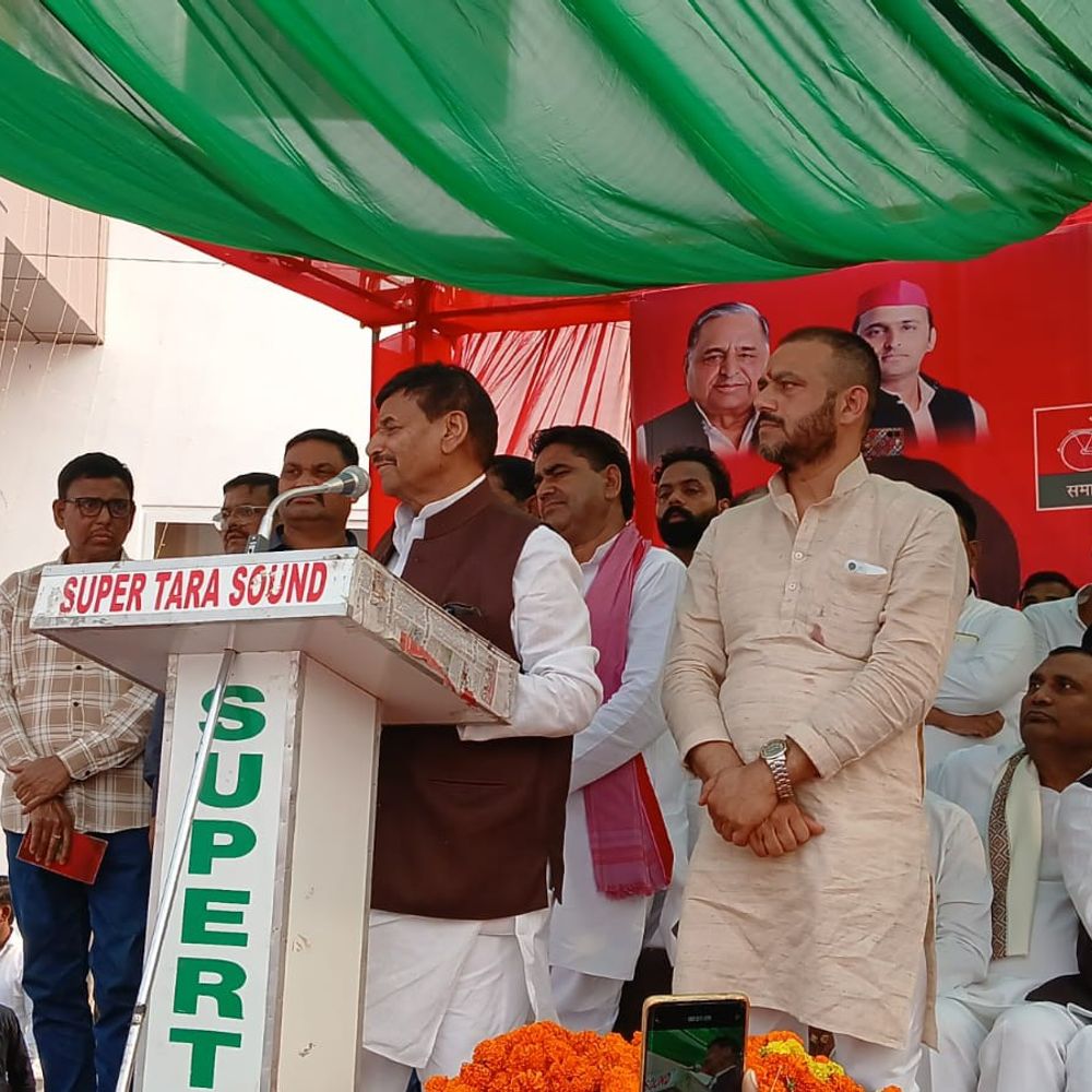 बदायूं में सपा के सभी फ्रंटल संगठन भंग:शिवपाल यादव ने कहा- गुटबाजी करने वालों की पार्टी में जगह नहीं