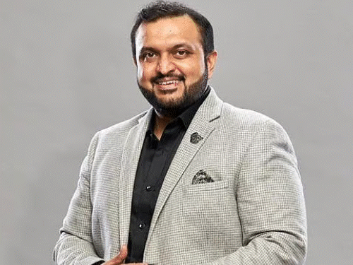 ‘थामा’ में रश्मिका ने की 12 घंटे की शूटिंग शिफ्ट:फिल्म के डायरेक्टर बोले- एक्ट्रेस ने कभी नहीं कहा कि वो थक गई हैं